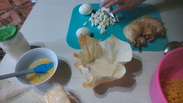 Корзина из лаваша с салатом.Лаваш корзинасындағы салат.Күшті смотреть онлайн