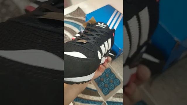 "Кроссовки Adidas 750: от классики до эксклюзивных коллекций и сотрудничества с брендами" смотреть онлайн