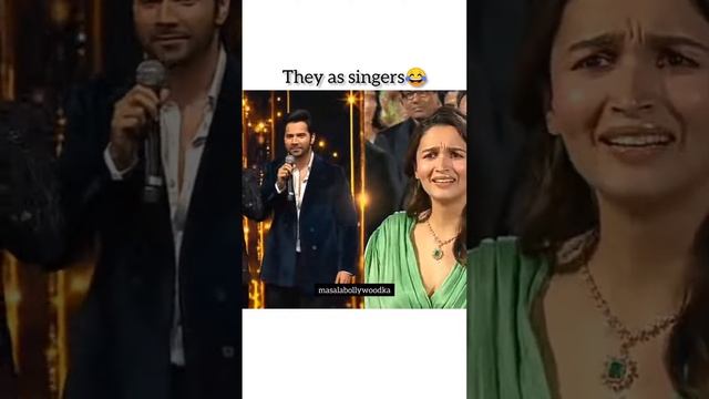 ayushman and varun singing for alia's situation 😂 смотреть онлайн