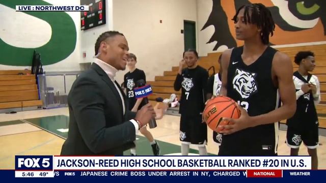 Chad Ricardo gets dunked on by DC basketball star Jayden Fort смотреть онлайн