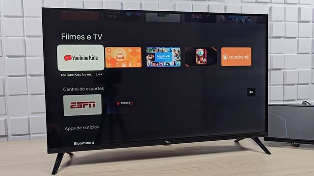 TV TCL 32" S5400AF FULL HD ANDROID TV - A MELHOR TV até 32" - Teste c/ JOGOS e MONITOR смотреть онлайн