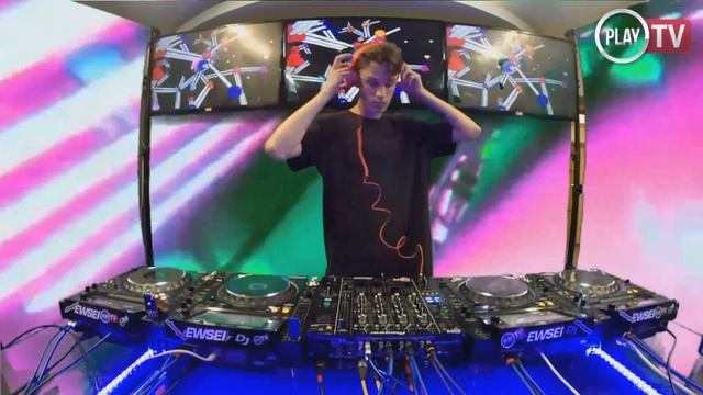 VAONE - Live @ PLAY TV 16.05.2018 смотреть онлайн