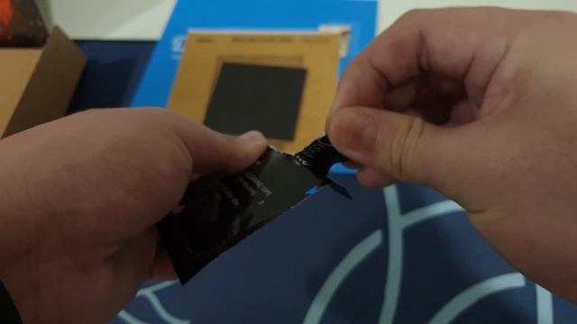 Unboxing: Displate Luffy (with instllation) смотреть онлайн