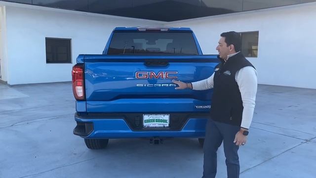 DYNAMIC BLUE 2023 GMC SIERRA ELEVATION!!! смотреть онлайн