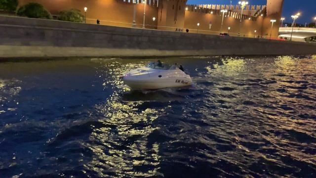 Ночной кремль