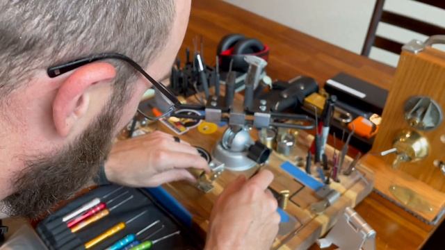 (#034) Mul-T-Lock Interactive w/ serrated driver pins (Brown belt lock) смотреть онлайн