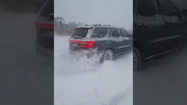Dodge Durango 2016 V6 Snow Driving Snow Test New York смотреть онлайн