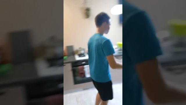 тыщ тыщ тыщ (серия 1)