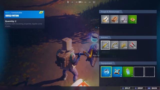 Fortnite - Basics - Drink shield potion and pick up items at the same time to be quicker смотреть онлайн
