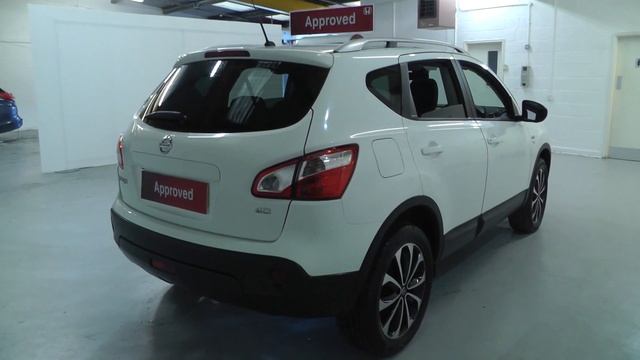 Nissan QASHQAI N-TEC+DCI 1.5 in white pearl video walkaround смотреть онлайн