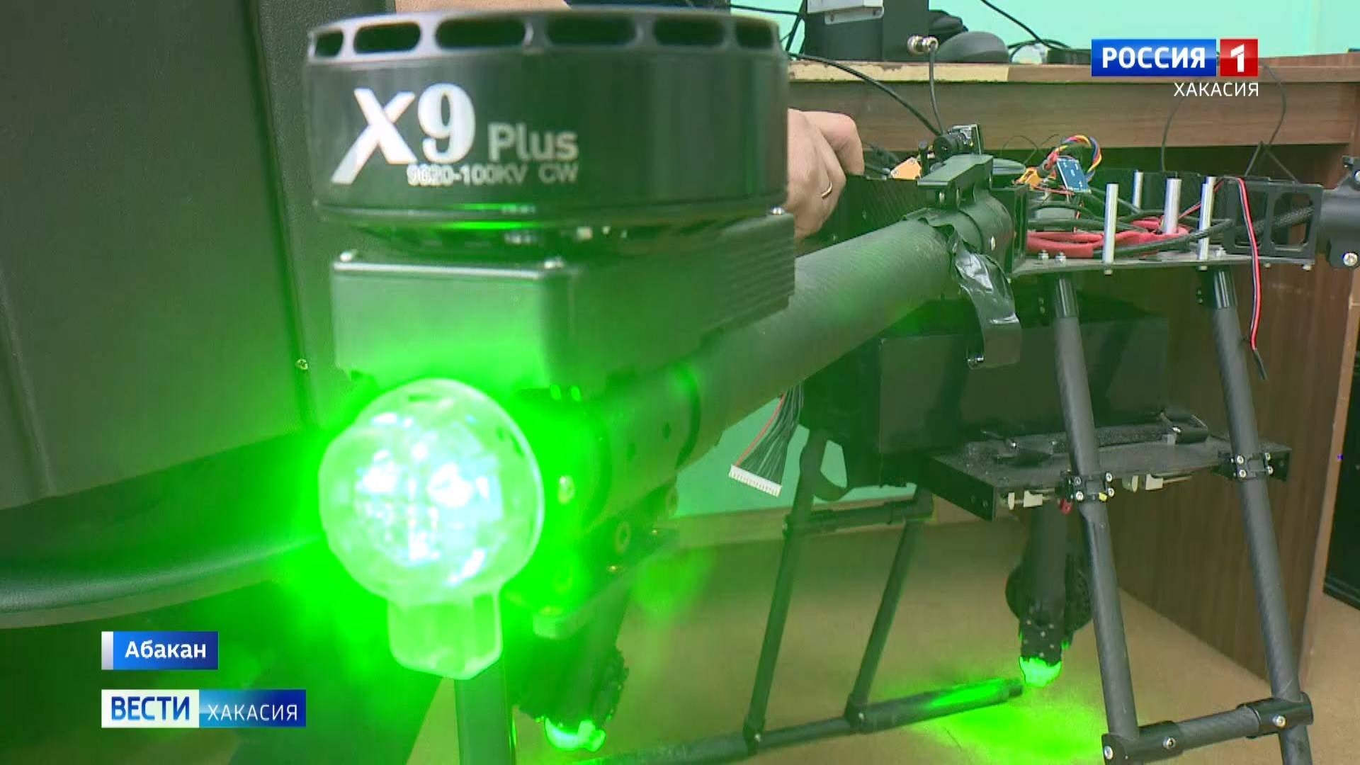 Помощь фронту даже в каникулы смотреть онлайн