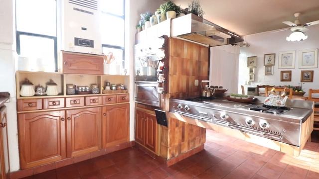 Uzal al 2700 Olivos смотреть онлайн