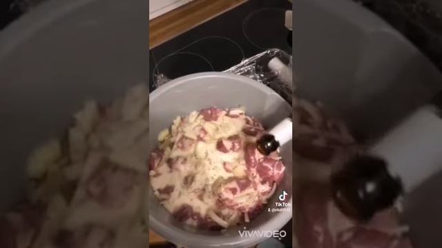 шашлык в Германии / Saschlik nach russischer Art смотреть онлайн