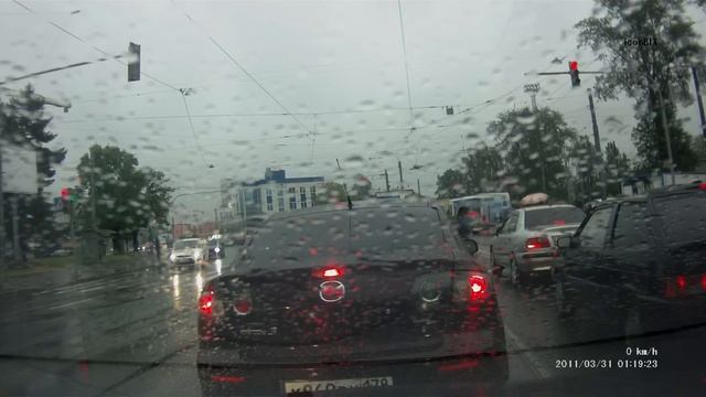 Land Cruiser на встречке смотреть онлайн