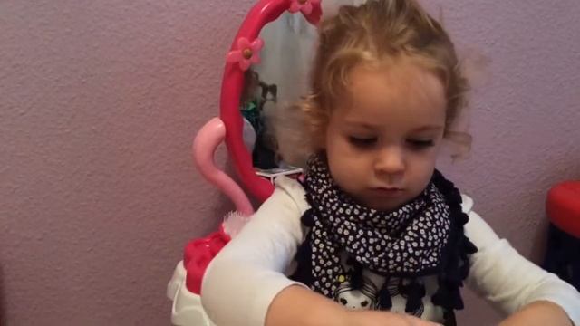 Готовим салат Play-Doh смотреть онлайн