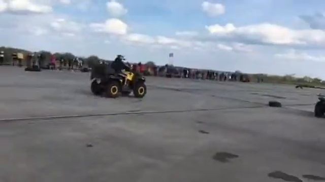 Kawasaki brute force 750 vs brp outlander 800 drag смотреть онлайн