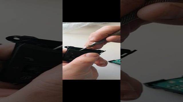 Замена роликов (колёсиков) на руле Skoda.mp4 смотреть онлайн