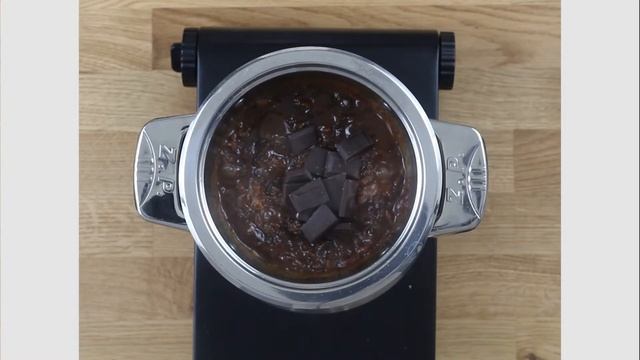 Amaranth-Marzipan Truffles смотреть онлайн