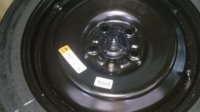 Help: how does the spare tire go on ? On my 17 fusion смотреть онлайн