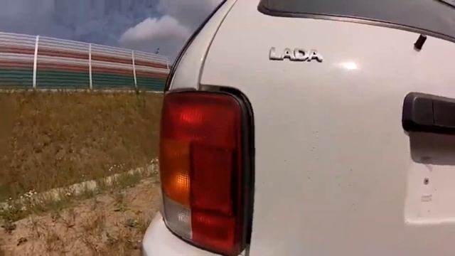 NİVA Urban necə maşındır? | Şəhər və yolsuzluq Avtomobili смотреть онлайн