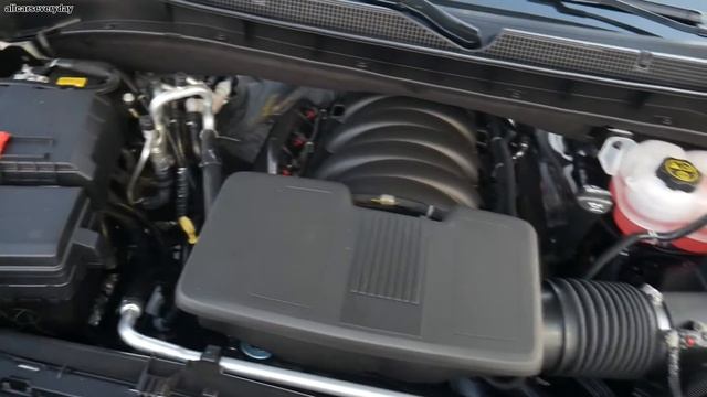 2021 Chevy Suburban Vs 2021 GMC Yukon XL | What's The Difference?