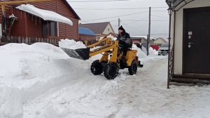 минипогрузчик механика работа с тяжёлым мокрым снегом