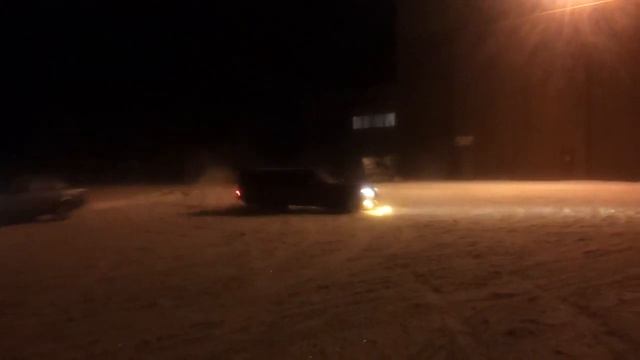 Volvo 240 Turbo and Toyota Corolla KE70 смотреть онлайн