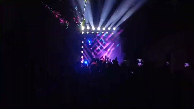 Rashmi v3 leajer light camera crack Live video 😔😔😔 смотреть онлайн