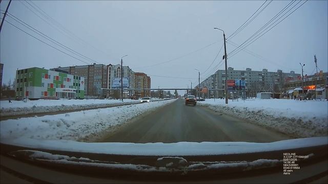 Гибридный видеорегистратор Neoline Citysmart пример видеозаписи - день. смотреть онлайн