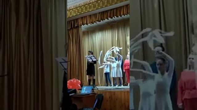 Как же она круто поет смотреть онлайн