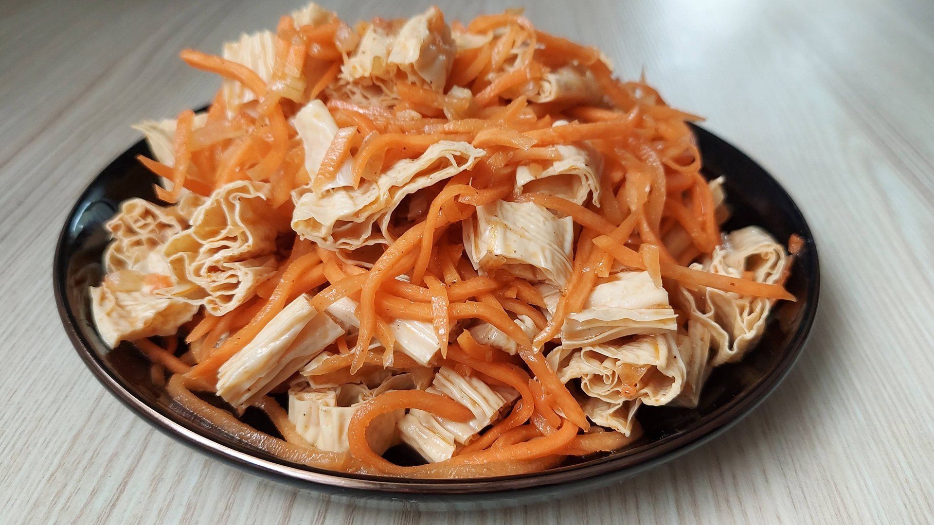 Салат для любителей соевой спаржи. Спаржевый салат. Соевая спаржа по-корейски. смотреть онлайн