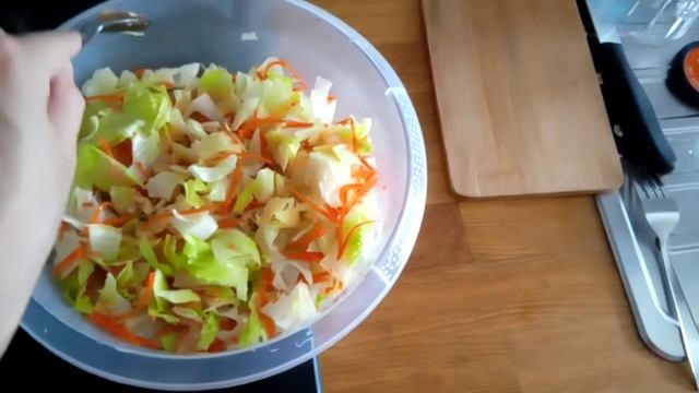 салат с морковкой и капустой 2 смотреть онлайн