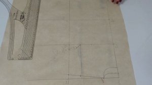 С этим справиться даже новичок. Выкройка детской футболки.