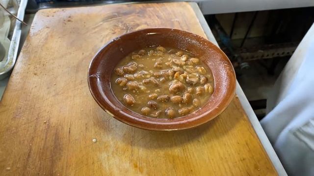 Breakfast on a Monday Morning: Awesome BALILA & “Foul w Hummus” смотреть онлайн