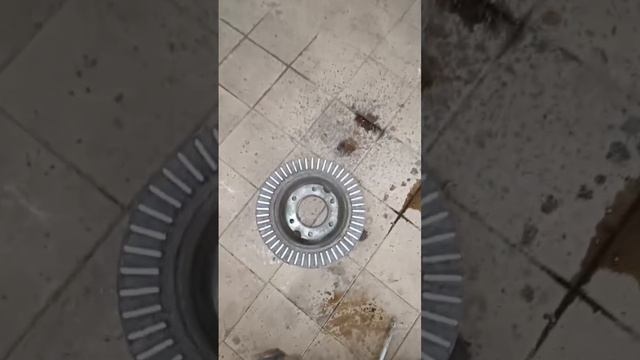 Клиент приехал на замену колодок…🙈