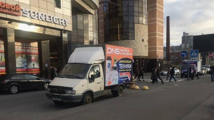 Размещение рекламы на мобильных билбордах_Фасад Медиа Групп смотреть онлайн