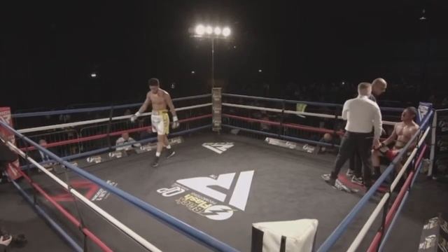 KNOCKDOWN OF THE NIGHT! Niall Brown big left hook on last nights card from Black Flash Promotions смотреть онлайн