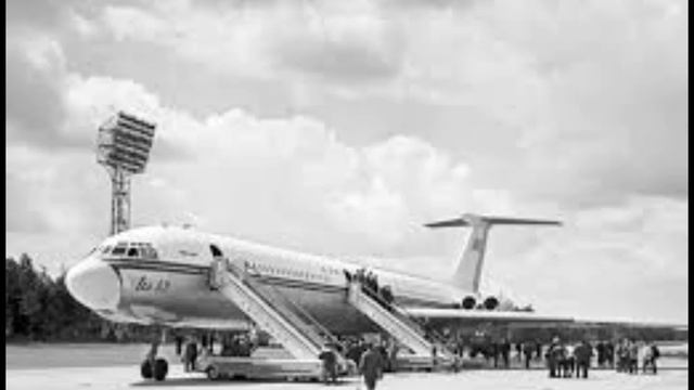 62 года назад, 3 января - Состоялся первый полет самолета Ил-62 в СССР смотреть онлайн