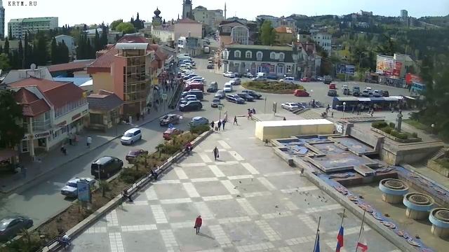 Вебкамера "Площадь Советская". Запись 30.04.2016 10:00:01 смотреть онлайн