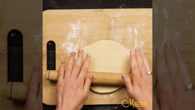 Кальцоне // готуємо закриту італійську піцу смотреть онлайн