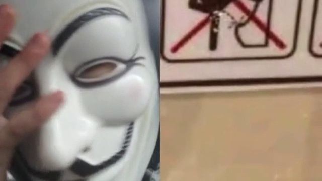 В туалете смотреть онлайн