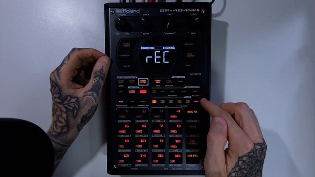 Roland SP-404 MKII Tutorial Series 23 - Resampling Overview смотреть онлайн