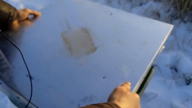 Уличная зимовка на сетке. Эксперимент по расходу корма. Моя ошибка. Пришёл пасечный манипулятор. смотреть онлайн