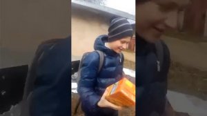 Разбиваем телевизор !!!