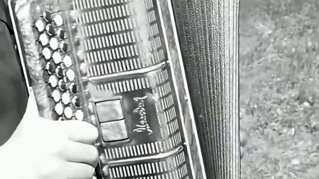 1975 - Ишимский район - Агитбригада выступает перед механизаторами смотреть онлайн