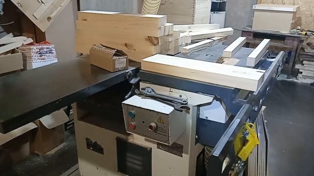 Что с пчёлами на улице в оттепель? Новости из нашей столярной пасечной мастерской. смотреть онлайн