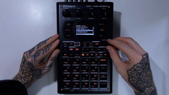 Roland SP-404 MKII Tutorial Series 05 - Importing Samples From The SD Card смотреть онлайн