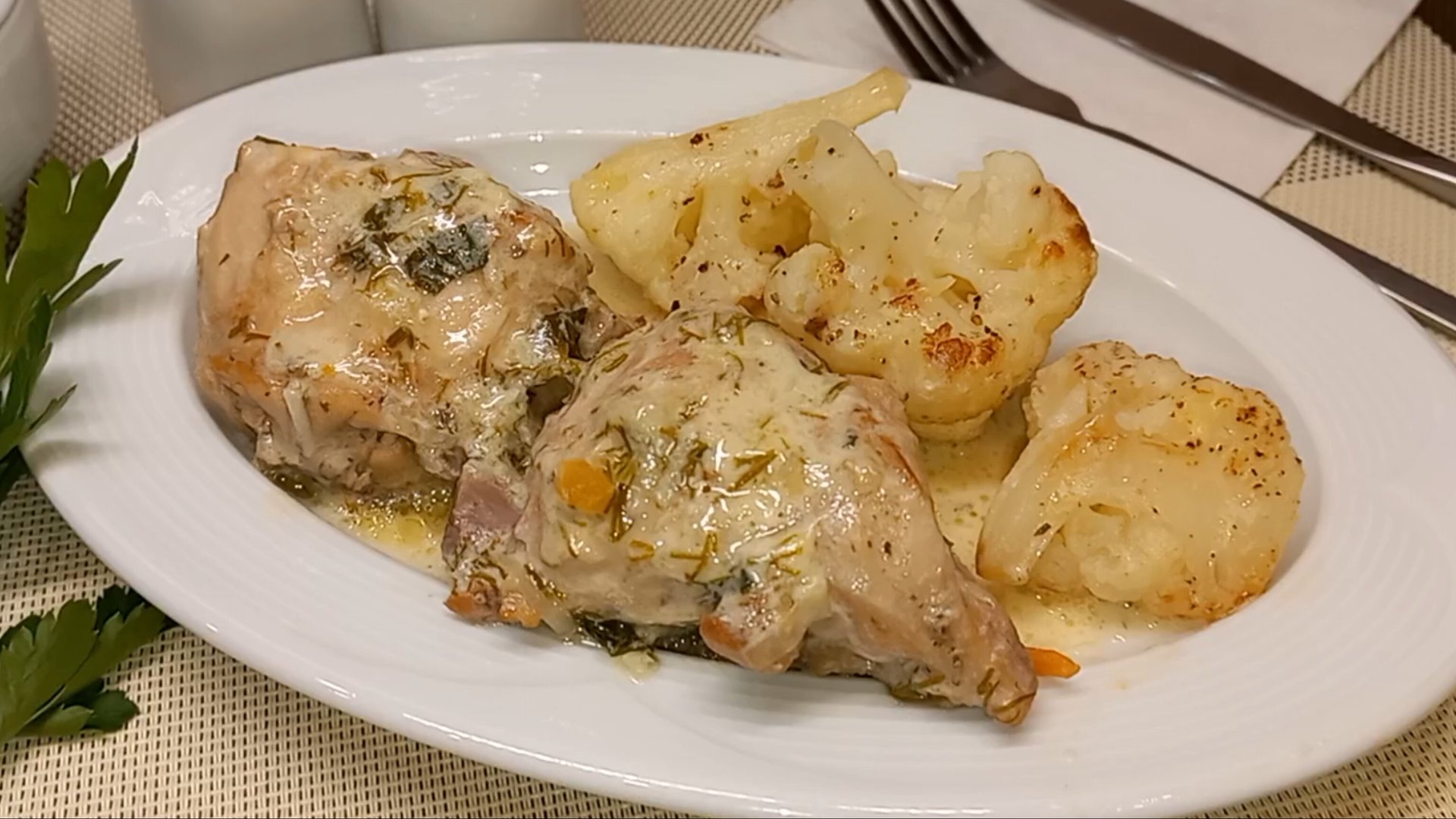 КРОЛИК тушеный в сметане Как ВКУСНО приготовить Кролика смотреть онлайн