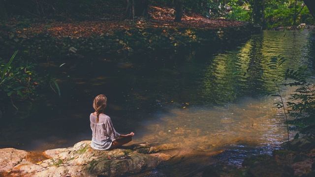 Navigating Mercury Retrograde April 2024: Guided Meditation and Affirmations смотреть онлайн