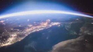 муз А. Рыбников  из к/ф "Через  тернии к звездам"